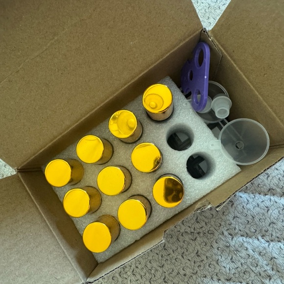 Essential Oil Roller Bottles -set of 10 with labels, mini funnels, roller& guide - Picture 4 of 11